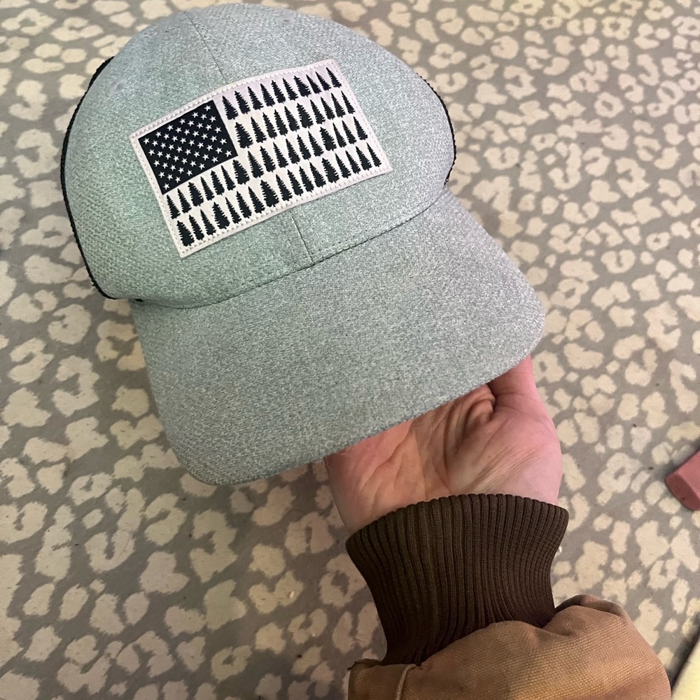 Gray Columbia Cap with Flag and Tree Design